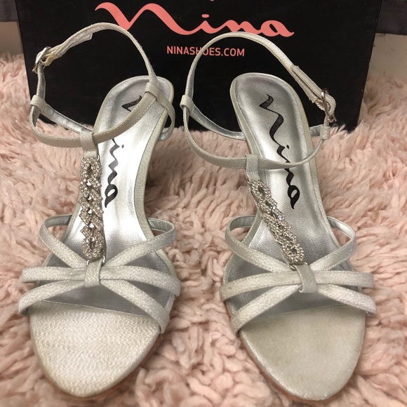 NINA SHOES Valeska Strappy Sandals - Picture 3 of 8